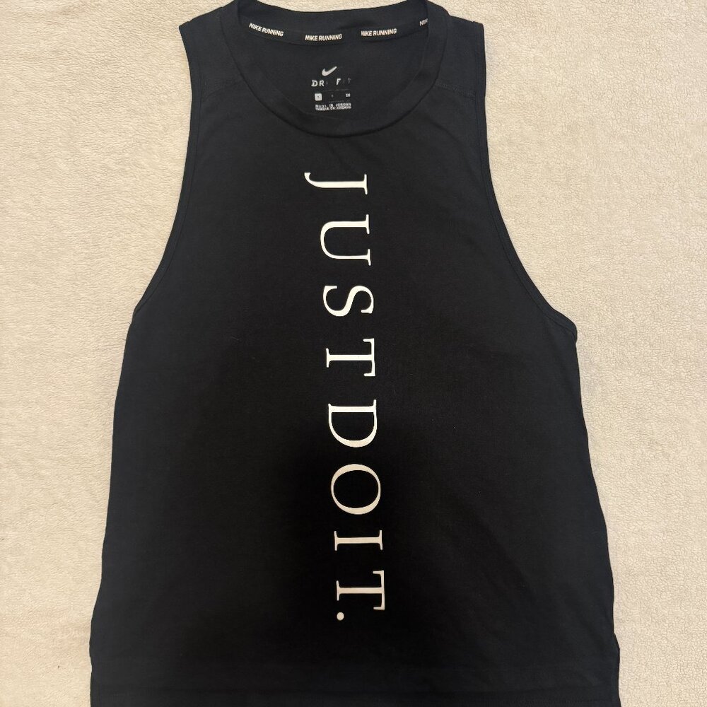 Nike Women's Just Do It Training Tank Top - Size Small